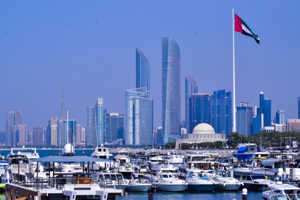 Top 5 Reasons to Invest in Abu Dhabi Real Estate