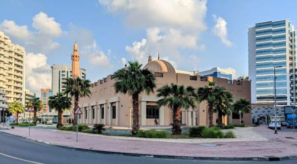 Khalifa Altajir Mosque